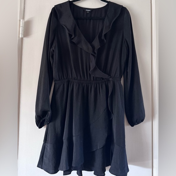 Women’s Black Express Long Sleeve Dress With Ruffles Size Large - Picture 1 of 5